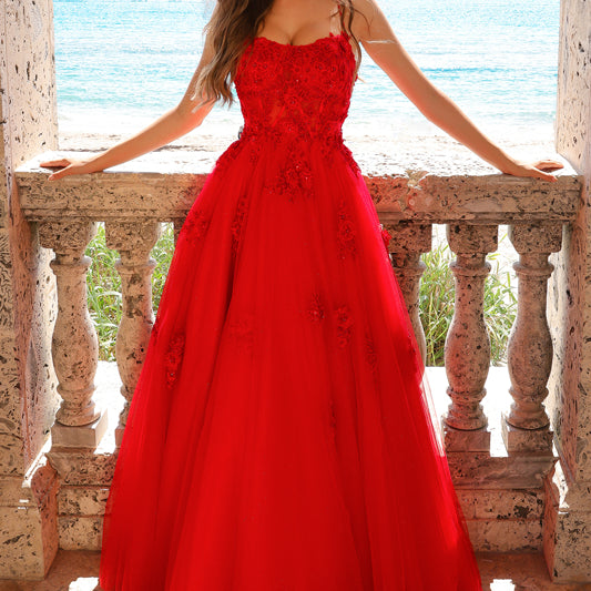 Vestido sin mangas con apliques de encaje de Amelia Couture 7035