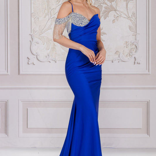 Vestido de fiesta con un hombro y aberturas de Amelia Couture 3017