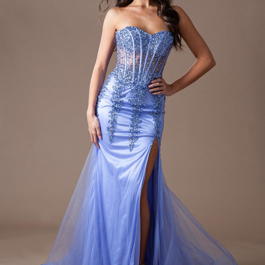 Vestido de fiesta ajustado con aberturas sin tirantes y cuentas de Amelia Couture 7051