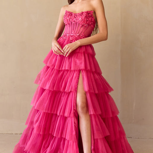 Vestido de corte A con capas y sin tirantes de Amelia Couture 9053