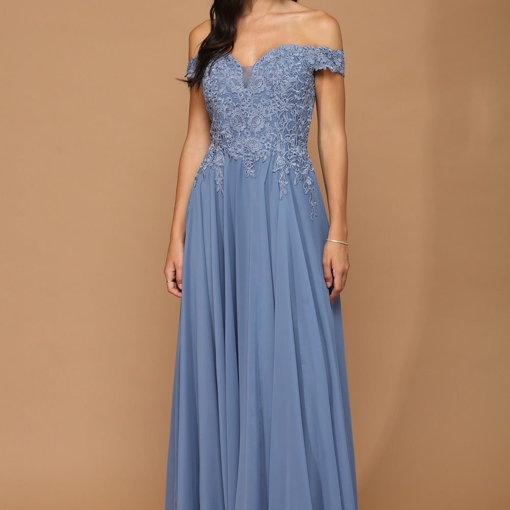 Vestido monocromo de encaje y gasa con hombros descubiertos y espalda encorsetada EVA 5239