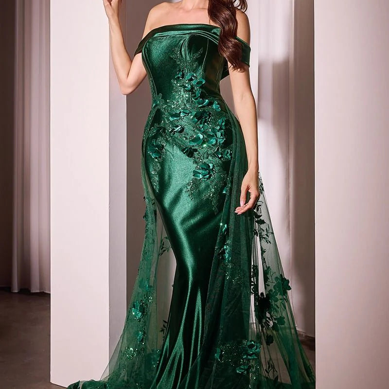Vestido de satén con sobrefalda de tul y hombros descubiertos de Ladivine J876