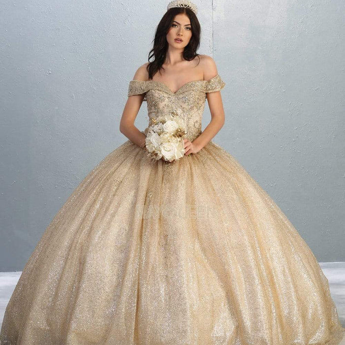 Vestido de quinceañera sin hombros con adornos LK151