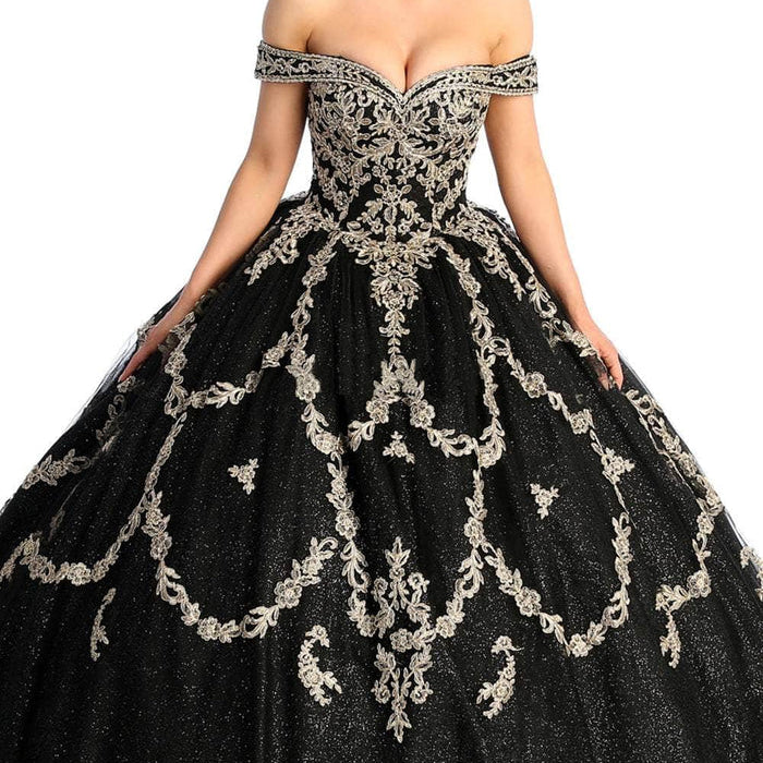 Vestido de quinceañera con hombros descubiertos y adornos en forma de A LK170