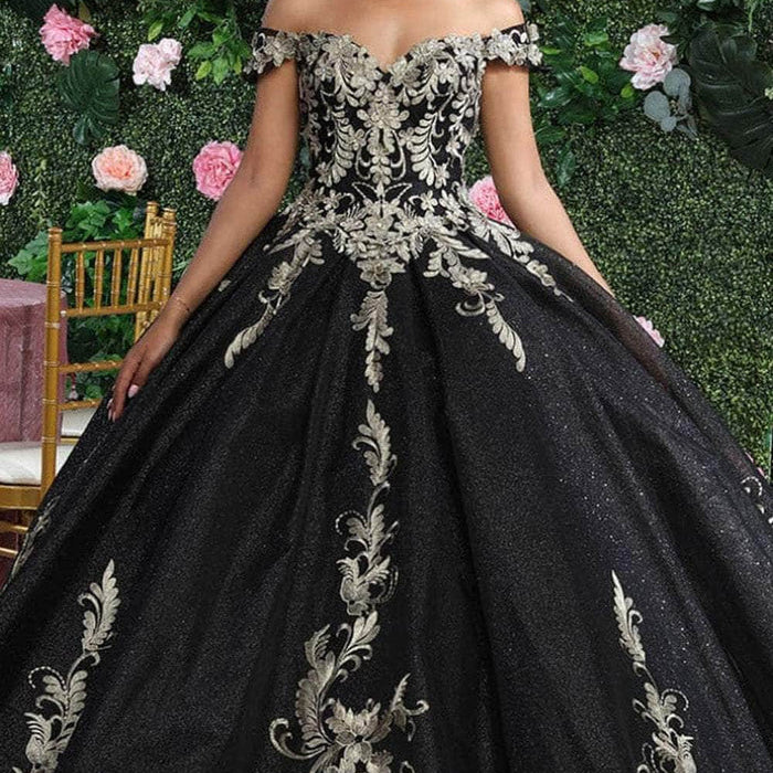 Vestido de quinceañera con apliques metálicos LK219