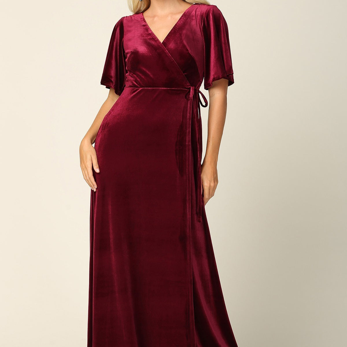 Vestido de terciopelo con mangas acampanadas y bolsillos EVA 3432