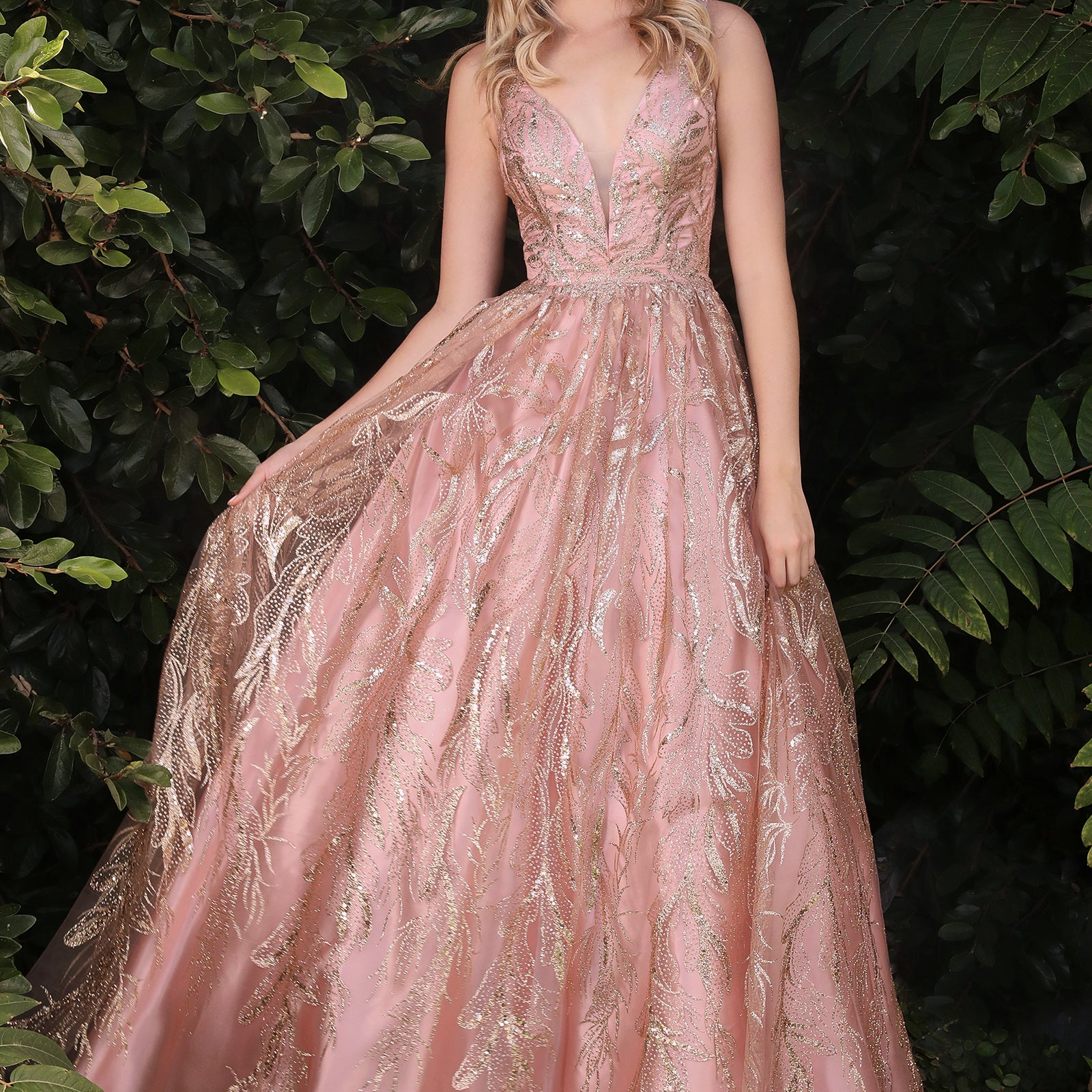 Vestido corte-A brillo floral J812 de Ladivine