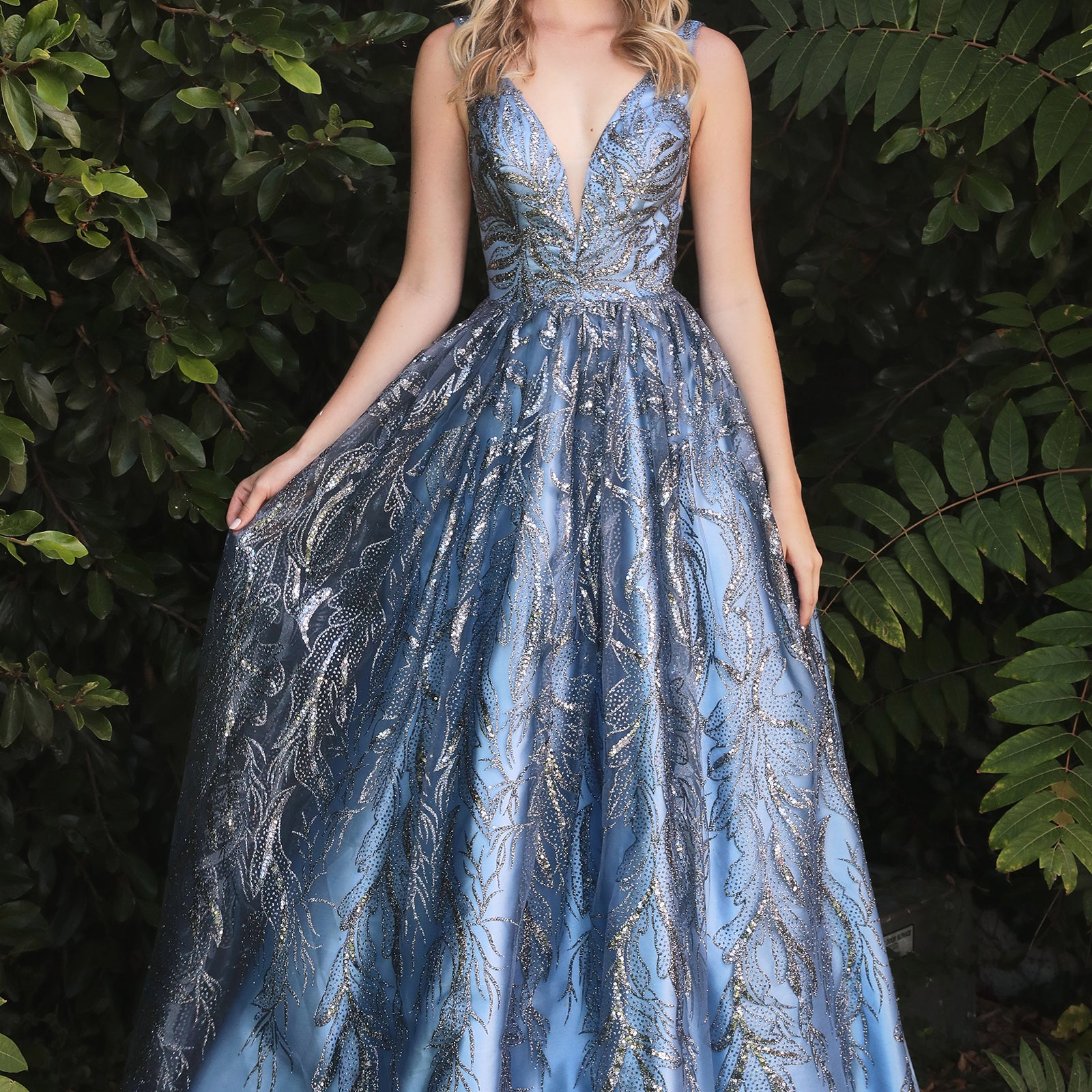 Vestido corte-A brillo floral J812 de Ladivine