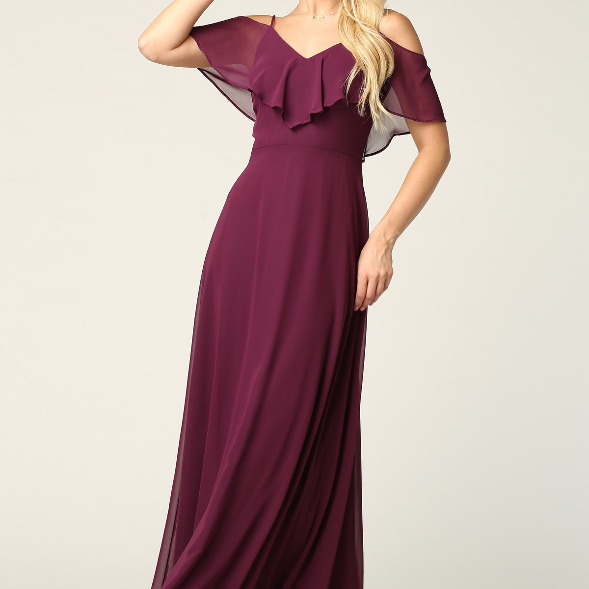 Vestido de dama de honor de gasa con hombros fríos y largo hasta el suelo EVA 3263