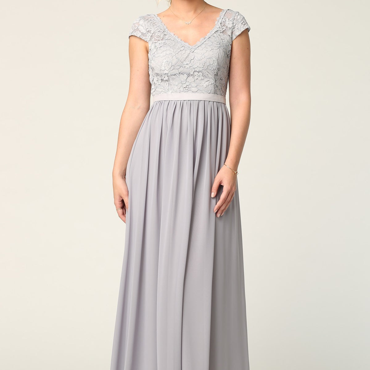 Vestido de encaje y gasa con mangas casquillo EVA 3161