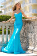 Vestido de sirena con cuello redondo de Amelia Couture 3012