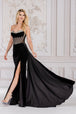 Vestido de fiesta de terciopelo con aberturas y sin tirantes de Amelia Couture 5051
