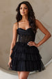 Vestido corto con volantes y sin mangas con pedrería de Amelia Couture BZ9023S