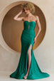 Vestido ajustado con abertura y sin tirantes de satén de Amelia Couture AG0113