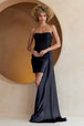 Vestido corto con corsé sin tirantes y pedrería de Amelia Couture 5060S