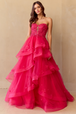 Vestido en línea A sin tirantes con capas de Amelia Couture 4900