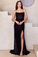 Vestido con abertura y sin tirantes de raso con apliques de Amelia Couture 9055