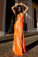 Vestido entallado con aberturas sin mangas de Nox Anabel E1279