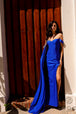 Vestido de novia ajustado con aberturas en los hombros y purpurina de Nox Anabel P1399