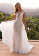 Vestido de novia con sobrefalda y mangas cortas de Nox Anabel JE995L