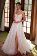 Vestido nupcial con corsé, flores 3D y abertura de Nox Anabel JE1026L