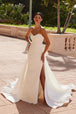 Vestido nupcial satinado sin tirantes con abertura de Nox Anabel JW1035