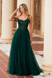 Vestido en línea A con un solo hombro y apliques de Nox Anabel F1567