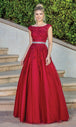 Vestido de fiesta con cuello barco bordado Dancing Queen 4245