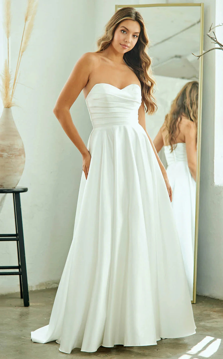 Vestidos de Novia Amelia Couture 5076