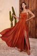 Vestido de fiesta línea A con tirantes finos Ladivine B8402
