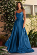 Vestido linea a de saten de Ladivine BD104