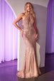 Vestido ajustado con abertura y escote halter con lentejuelas de Ladivine CC404