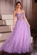 Vestido de tul sin tirantes con pedrería y corte de bola de Ladivine CC415