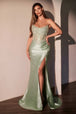 Vestido satinado sin tirantes con abertura y apliques de Ladivine CC475