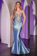 Vestido sin mangas de raso con pedrería de Ladivine CC8879