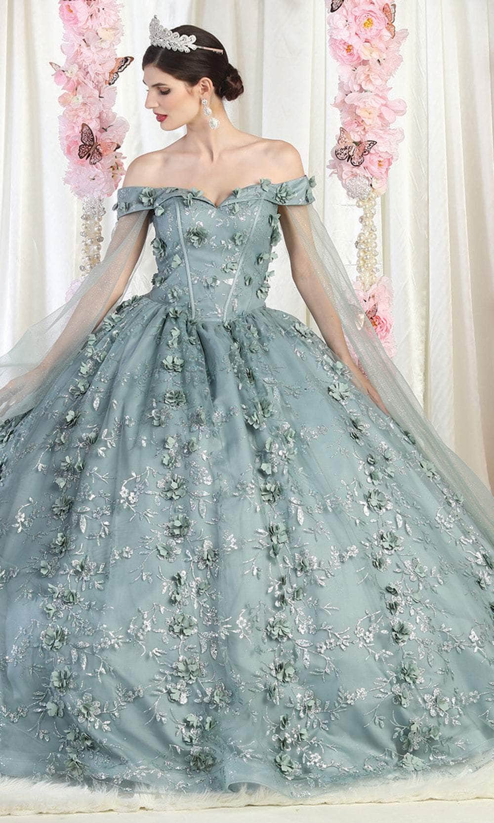 Vestido de quinceañera con hombros descubiertos y adornos florales en 3D LK184
