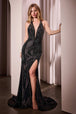 Vestido de satén con pedrería, ajustado, con escote halter y abertura, de Ladivine SF117