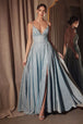 Vestido Prom Largo con Espalda de Tirantes y Brillos - Ladivine T214