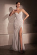 Vestido ajustado sin mangas con brillo y abertura de Ladivine T707