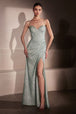 Vestido ajustado sin mangas con brillo y abertura de Ladivine T707