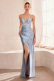 Vestido ajustado satinado sin tirantes con abertura de Ladivine T708