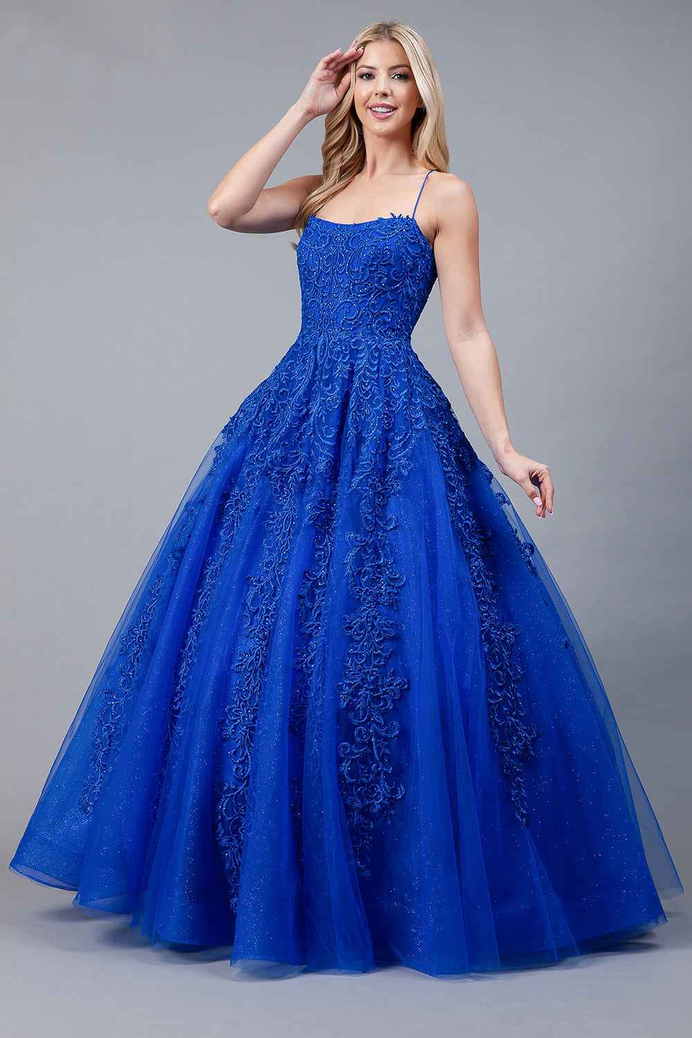 Vestido largo de Amelia Couture BZ016