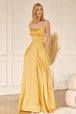 Vestido largo con espalda de tirantes y cuello cuadrado de Juliet 278