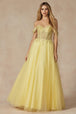 Vestido de tul bordado sin hombros by Juliet 280