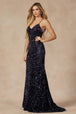 Vestido largo ajustado de terciopelo con lentejuelas sin mangas de Juliet 2406