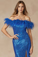 Vestido de plumas con hombros descubiertos de lentejuelas de Juliet 292