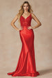 Vestido largo ajustado con corpiño bordado de Juliet 296