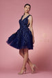 Vestido Corto Aplique Floral 3D de Nox Anabel R708