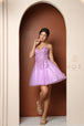Vestido Corto con Aplique de Encaje de Nox Anabel R707