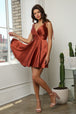 Vestido Corto con Lazos en los Hombros de Nox Anabel R701